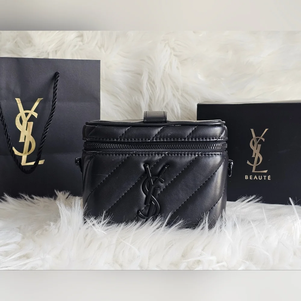 🖤 YSL Vanity Bag 🖤 - Picture 1 of 12